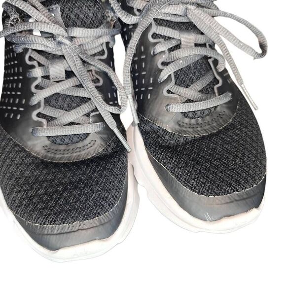 Under Armour Micro G Swift Sneakers - Picture 4 of 7